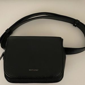 Matt and Nat leather belt bag
